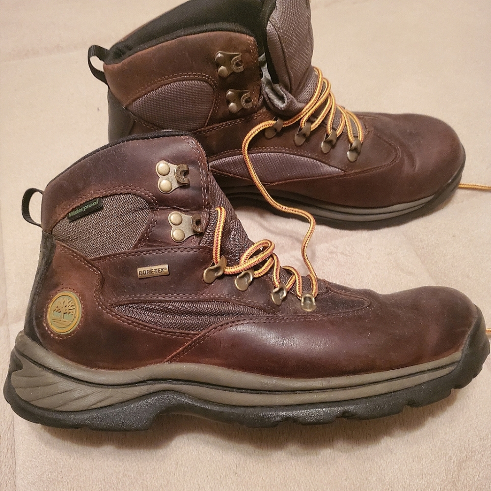 Timberland Chocorua Trail Mid Leather Boot Brown Left 11.5 Wide Right 11 Wide